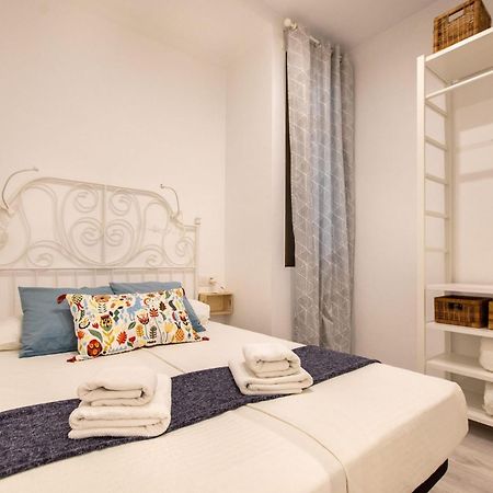 Pere Serafi 2 bedroom apartment Barcelona Buitenkant foto