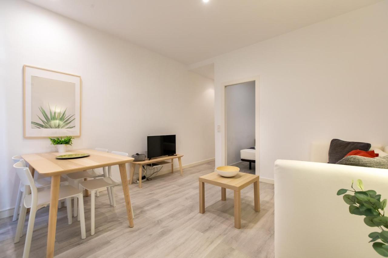 Pere Serafi 2 bedroom apartment Barcelona Buitenkant foto