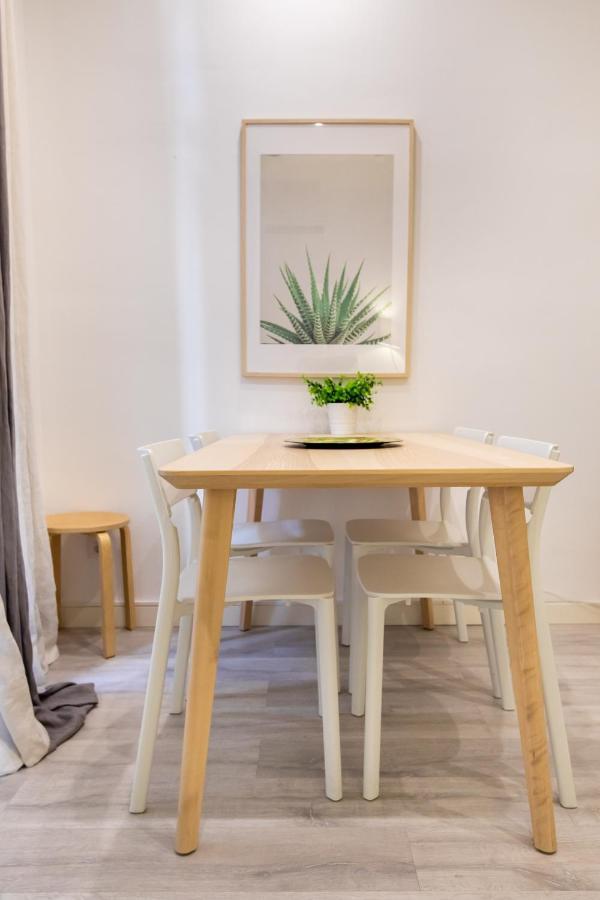 Pere Serafi 2 bedroom apartment Barcelona Buitenkant foto