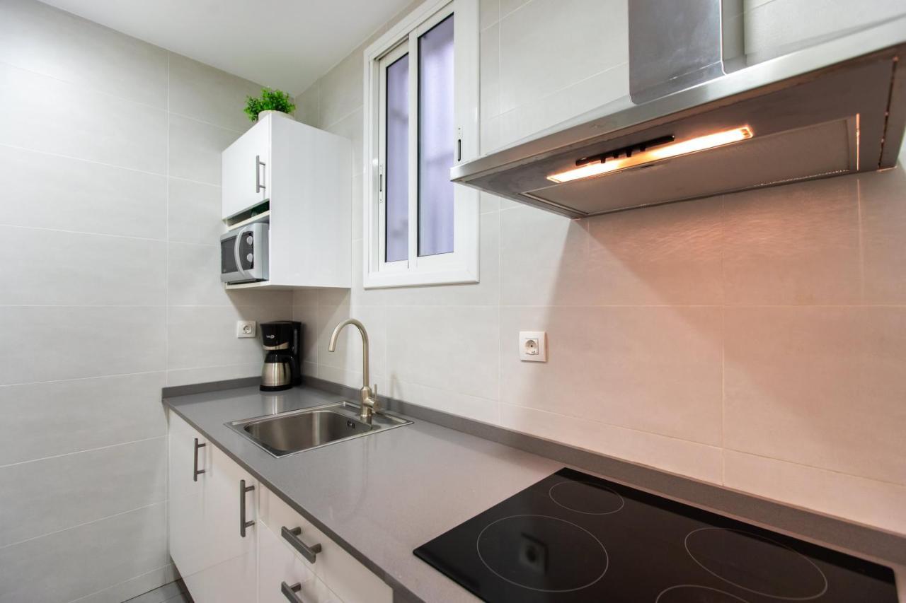 Pere Serafi 2 bedroom apartment Barcelona Buitenkant foto
