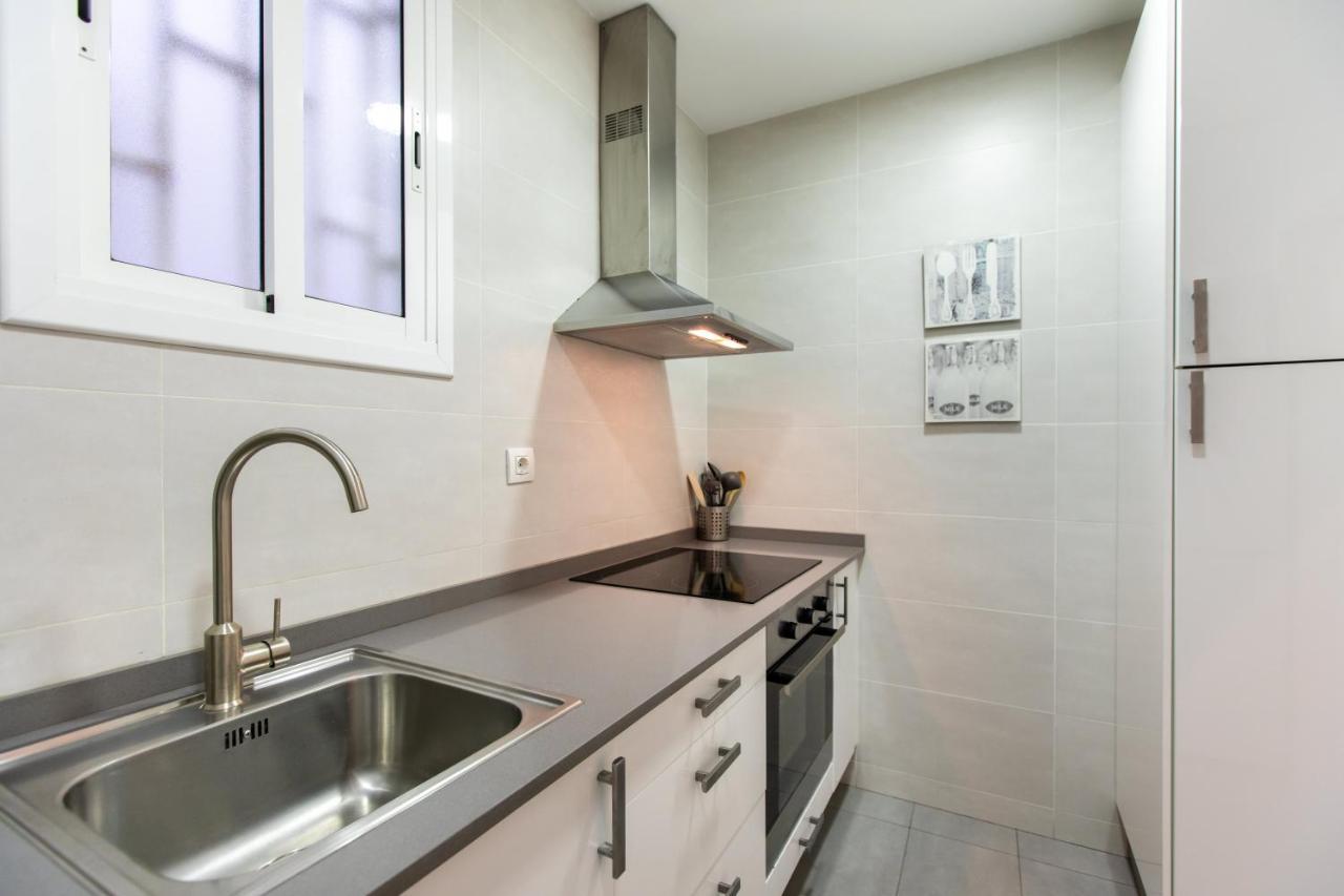 Pere Serafi 2 bedroom apartment Barcelona Buitenkant foto