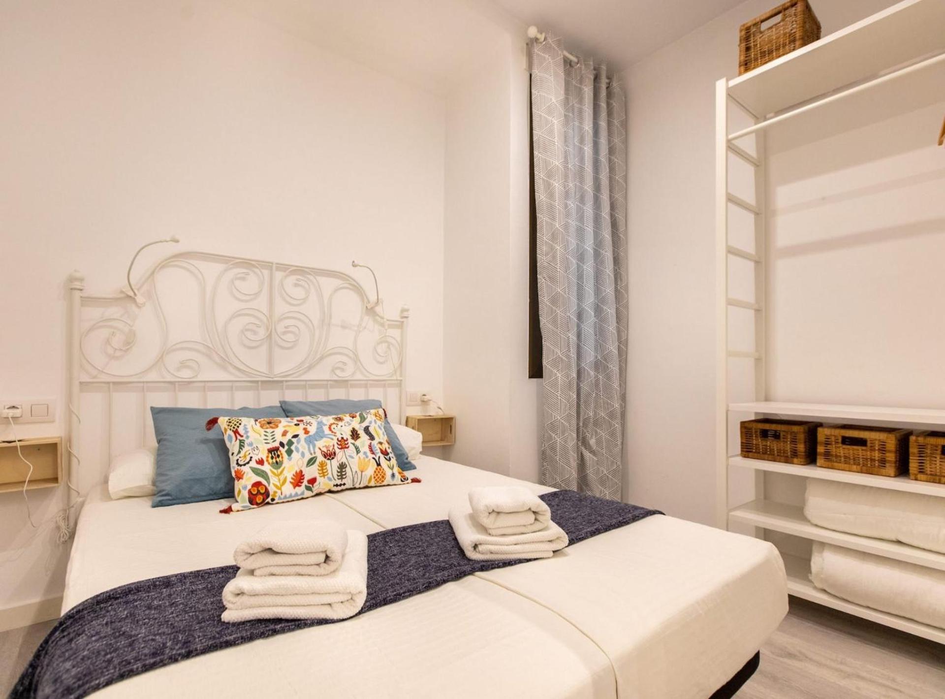 Pere Serafi 2 bedroom apartment Barcelona Buitenkant foto