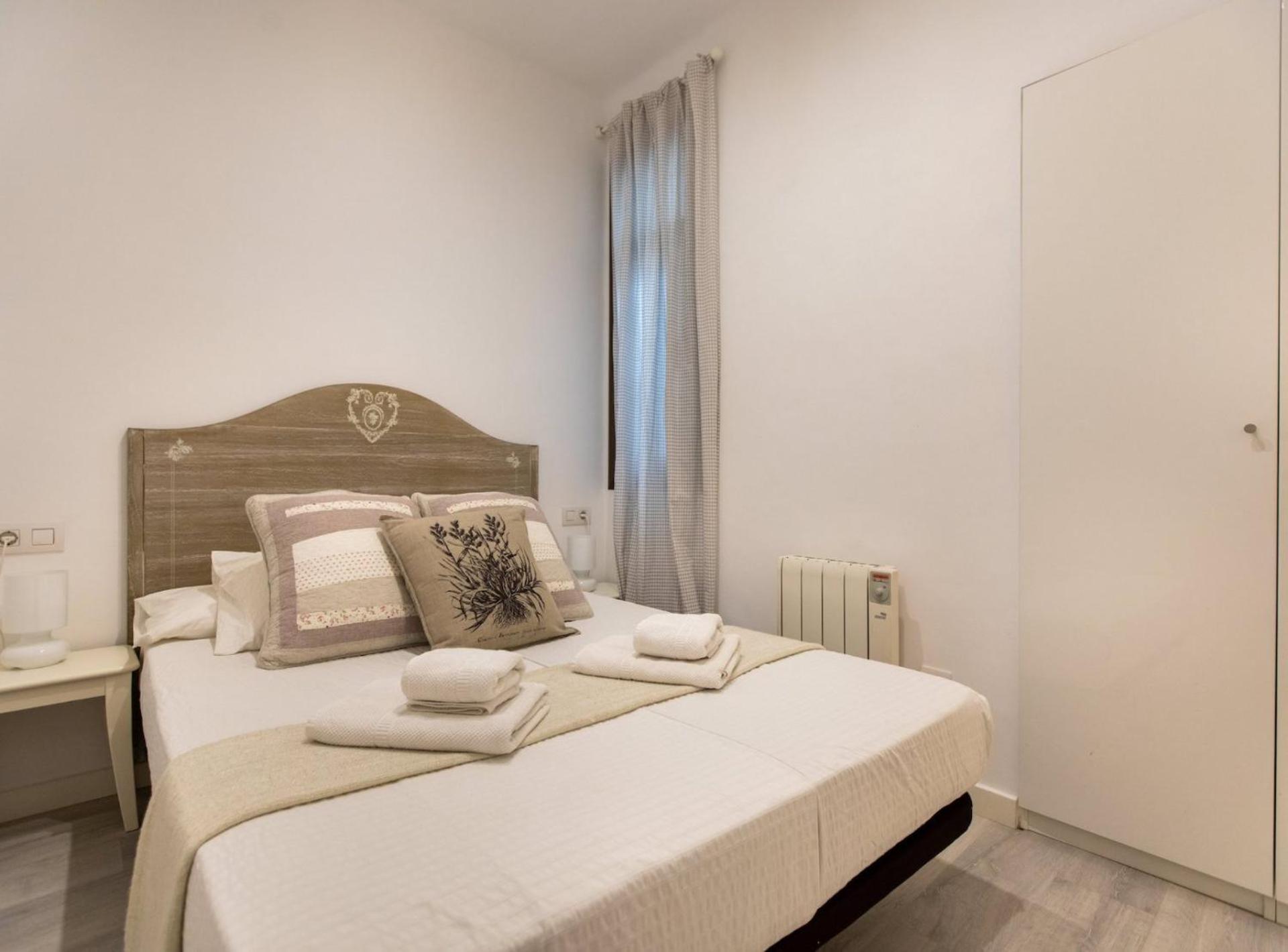 Pere Serafi 2 bedroom apartment Barcelona Buitenkant foto